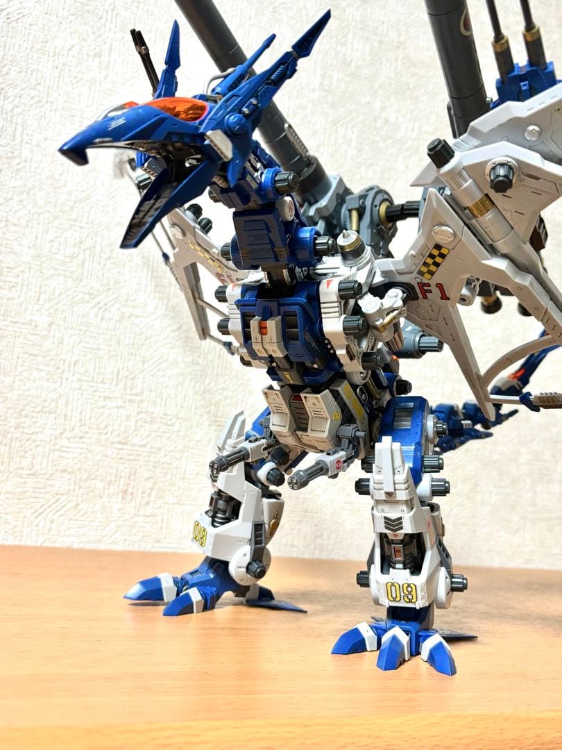 HMM サラマンダー コトブキヤ1/72 ゾイド プラモデル 塗装済み 完成品