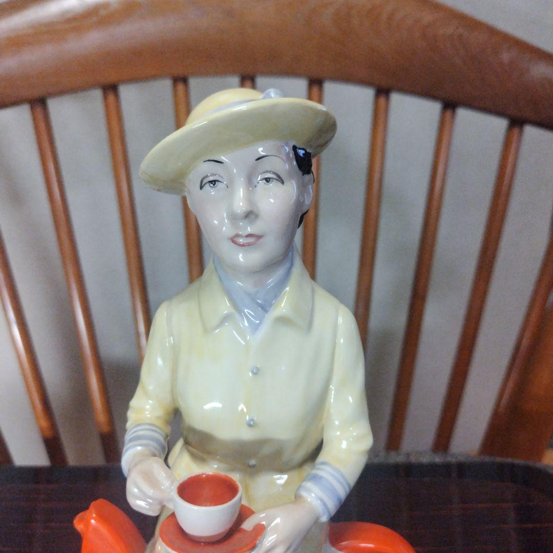 ❇️ケビンフランシス社「スージークーパー、フィギュア」350体限定品のうちの1体