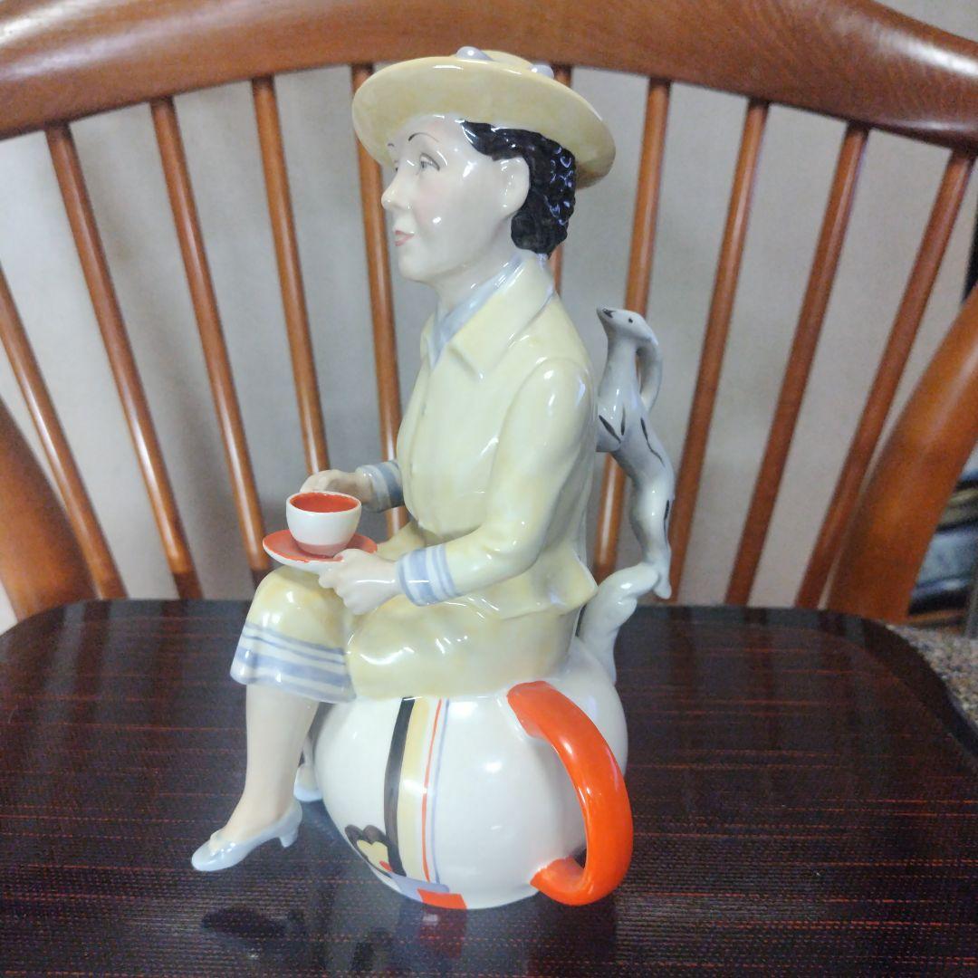 ❇️ケビンフランシス社「スージークーパー、フィギュア」350体限定品のうちの1体