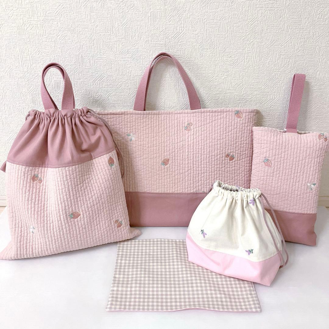 レッスンバッグ 上履き入れ　体操服袋　給食袋　ランチョンマット　ヌビ　いちご刺繍