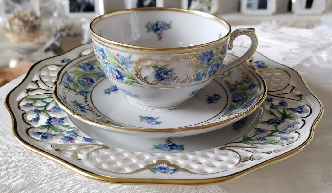 シューマン ⑭ ババリア 勿忘草 ピアス プレート 21.5cm