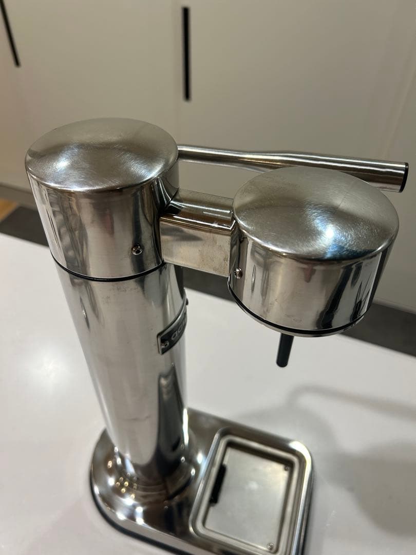 アールケ　カーボネーター　シルバー　炭酸水メーカー