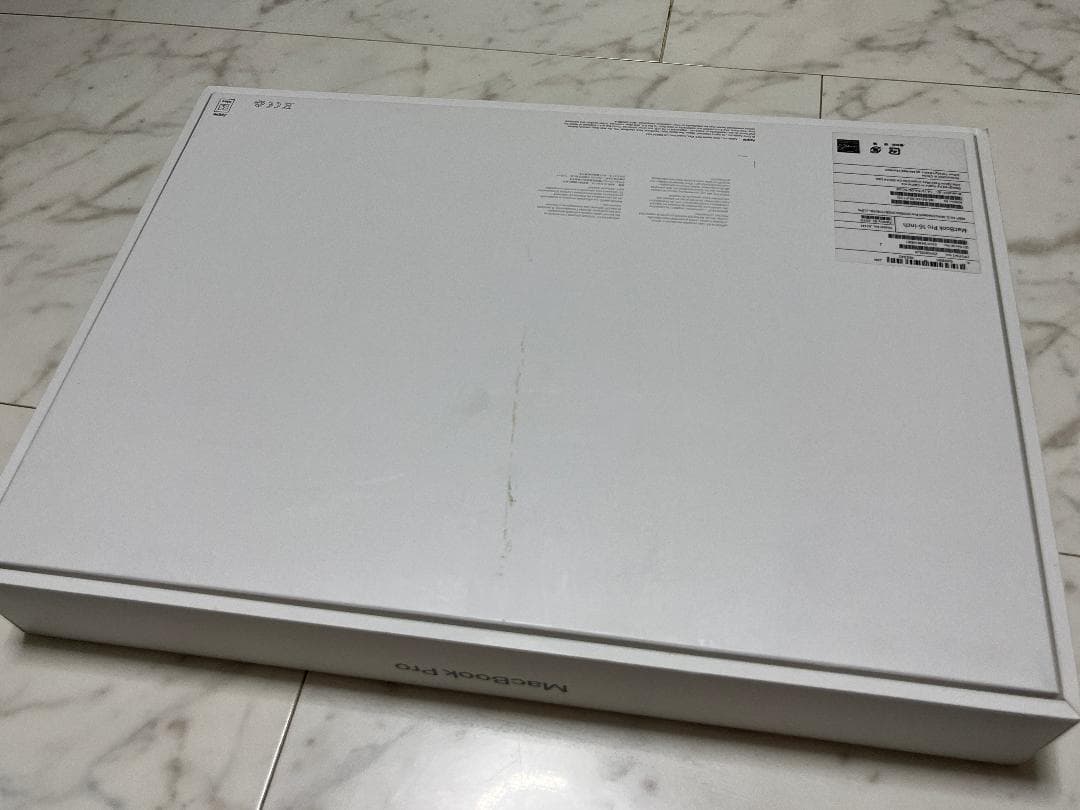 【大幅値下げ】MacBook Pro 2019年モデル Core i9 シルバー