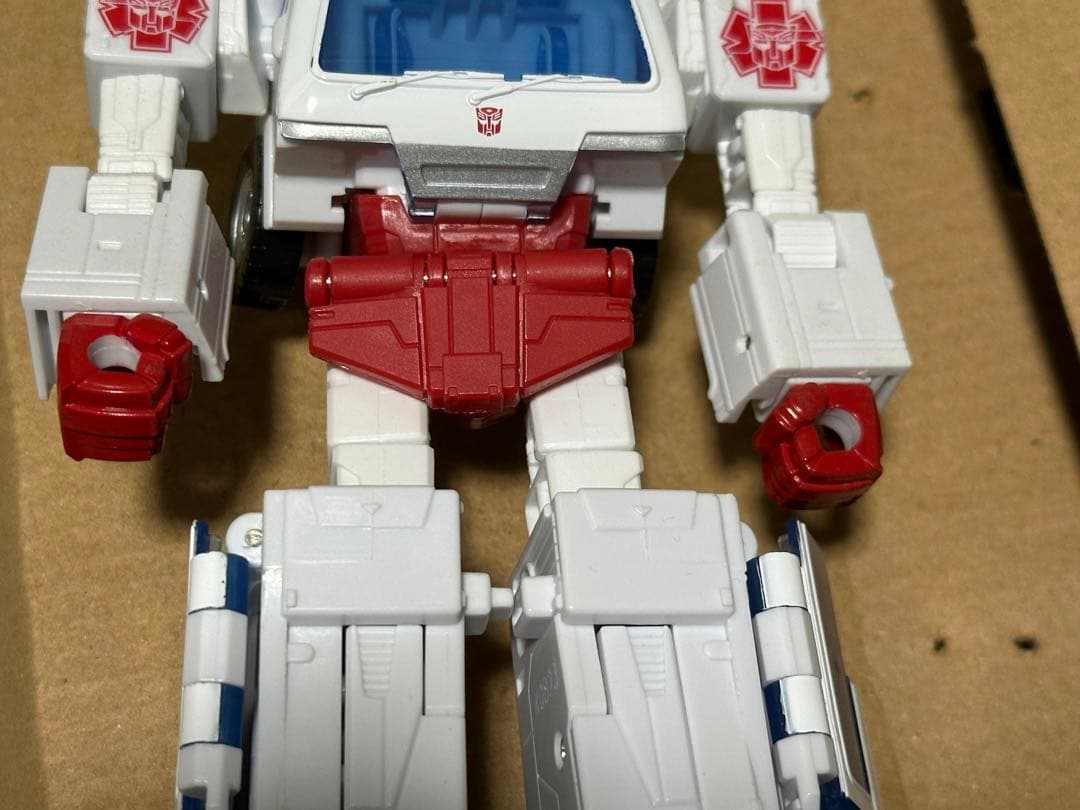 ss-117 ラチェット トランスフォーマー スタジオシリーズ