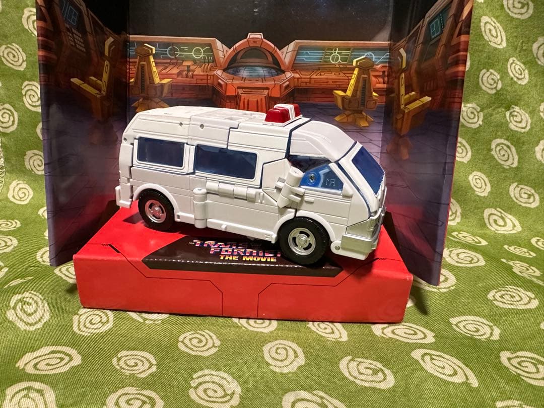 ss-117 ラチェット トランスフォーマー スタジオシリーズ