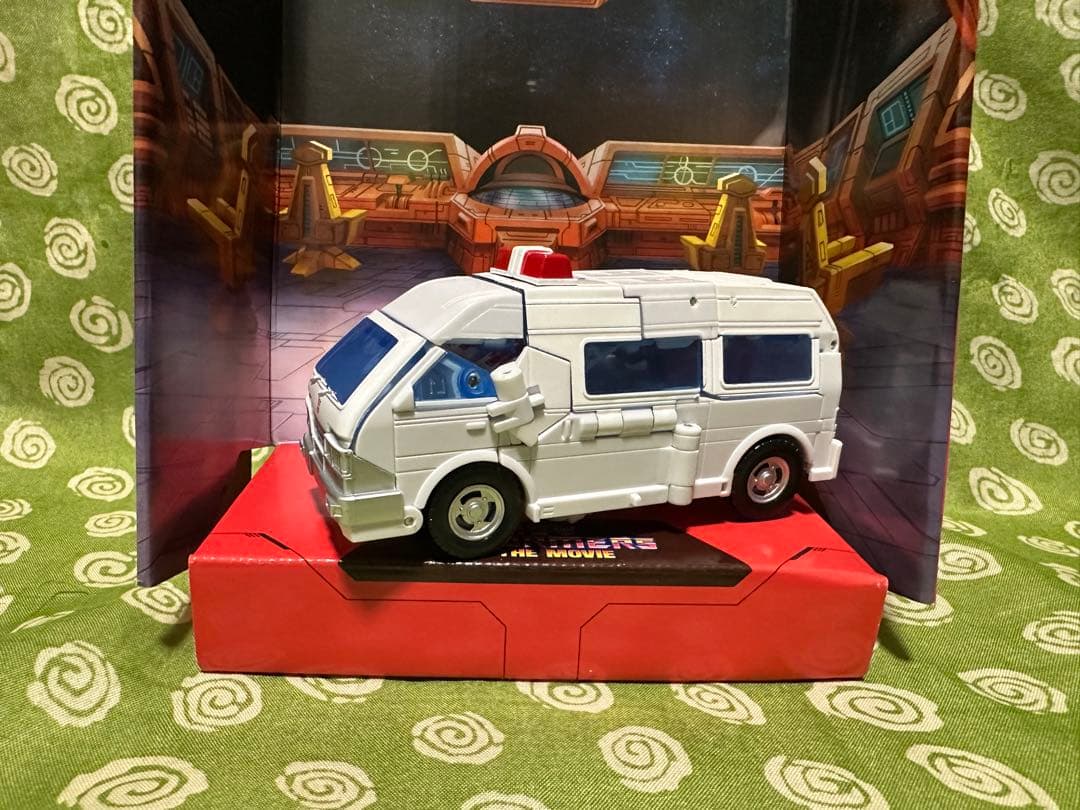 ss-117 ラチェット トランスフォーマー スタジオシリーズ