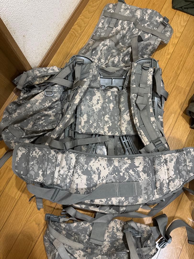 米軍 MOLLE II ラージリュック ACU UCP 実物 フレーム付