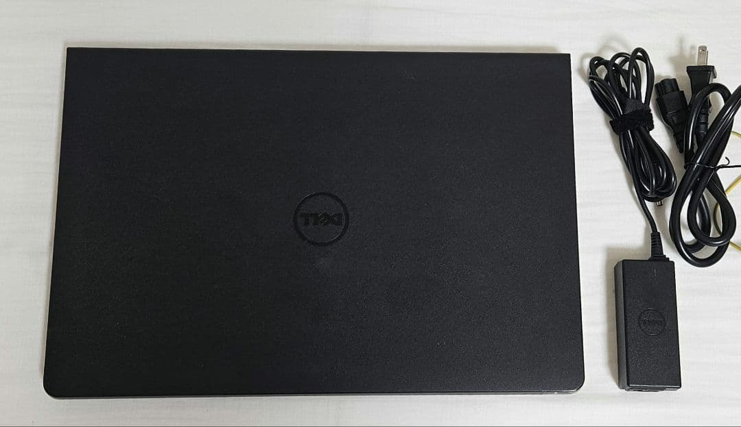 DELL Inspiron 15 3000 ノートPC 15.6インチ 中古