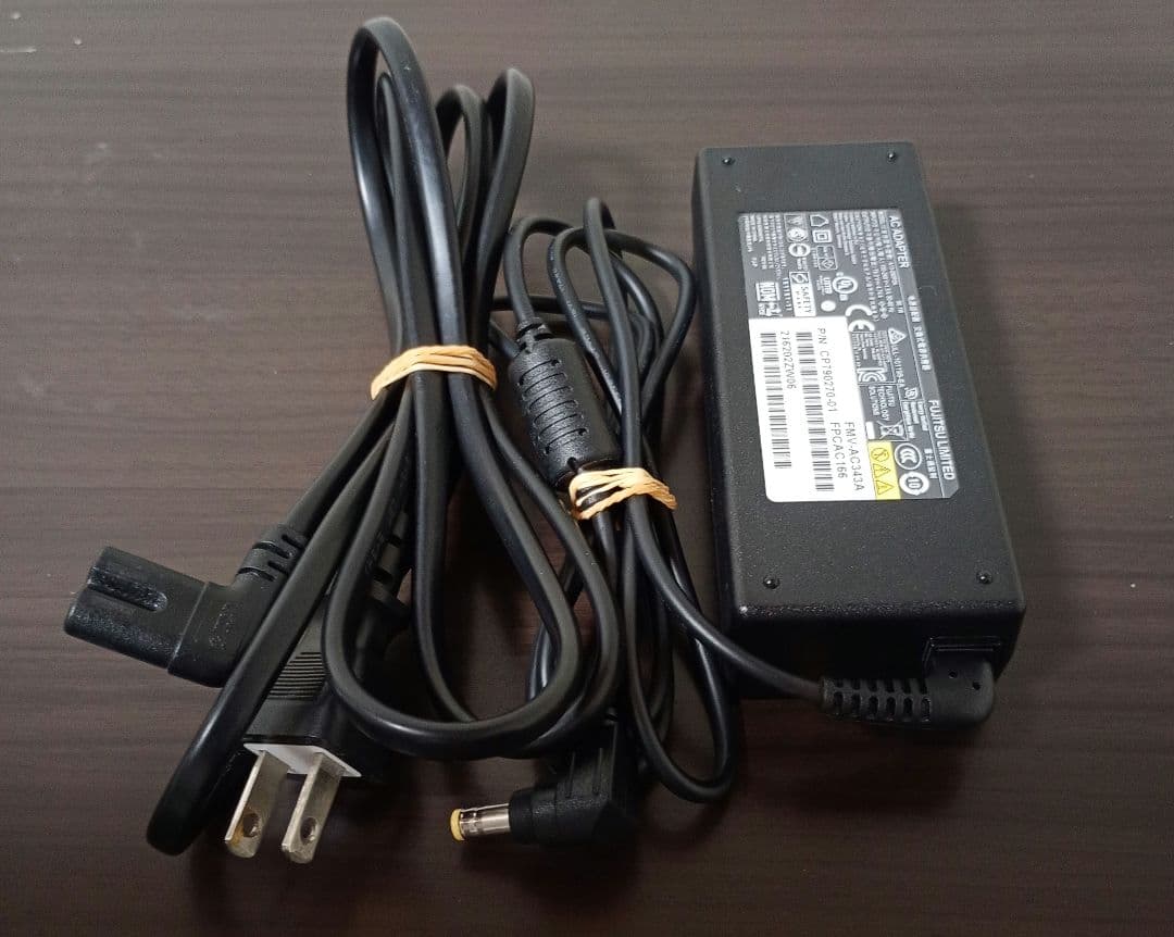 【ジャンク】ノートPC 富士通 corei7 メモリ8GB SSD500GB