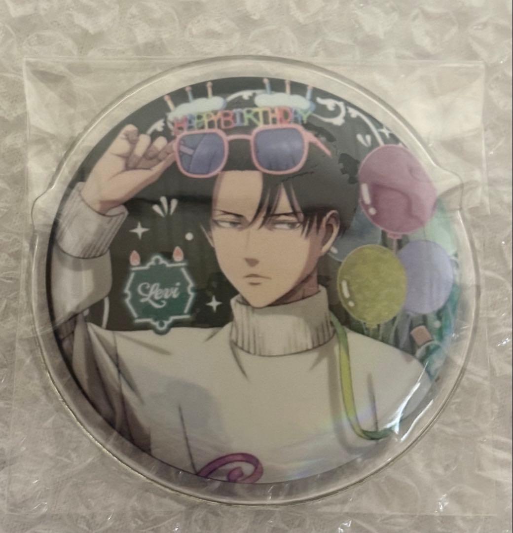 【進撃の巨人】リヴァイ　缶バッジ カバー付き　8個セット バースデーデザイン