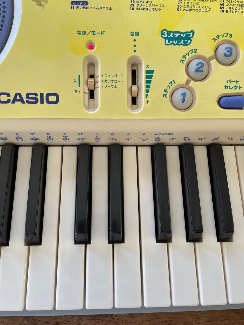 鍵盤楽器 CASIO LK-38