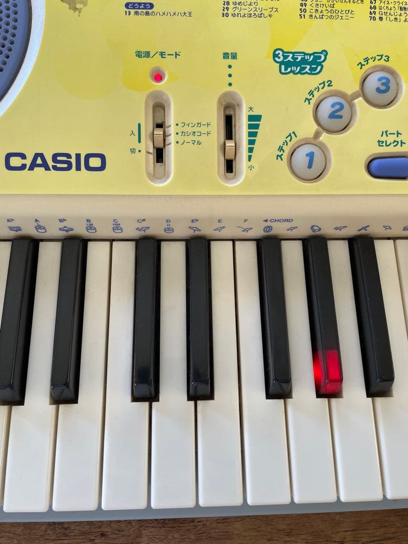 鍵盤楽器 CASIO LK-38