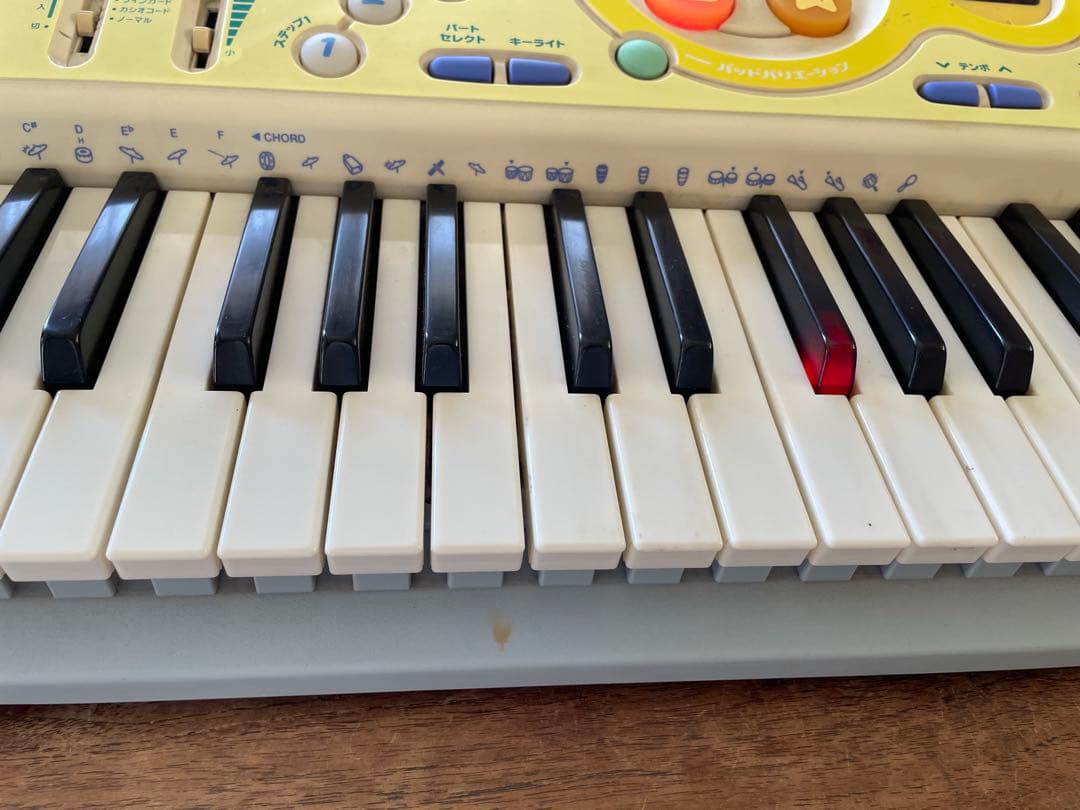 鍵盤楽器 CASIO LK-38