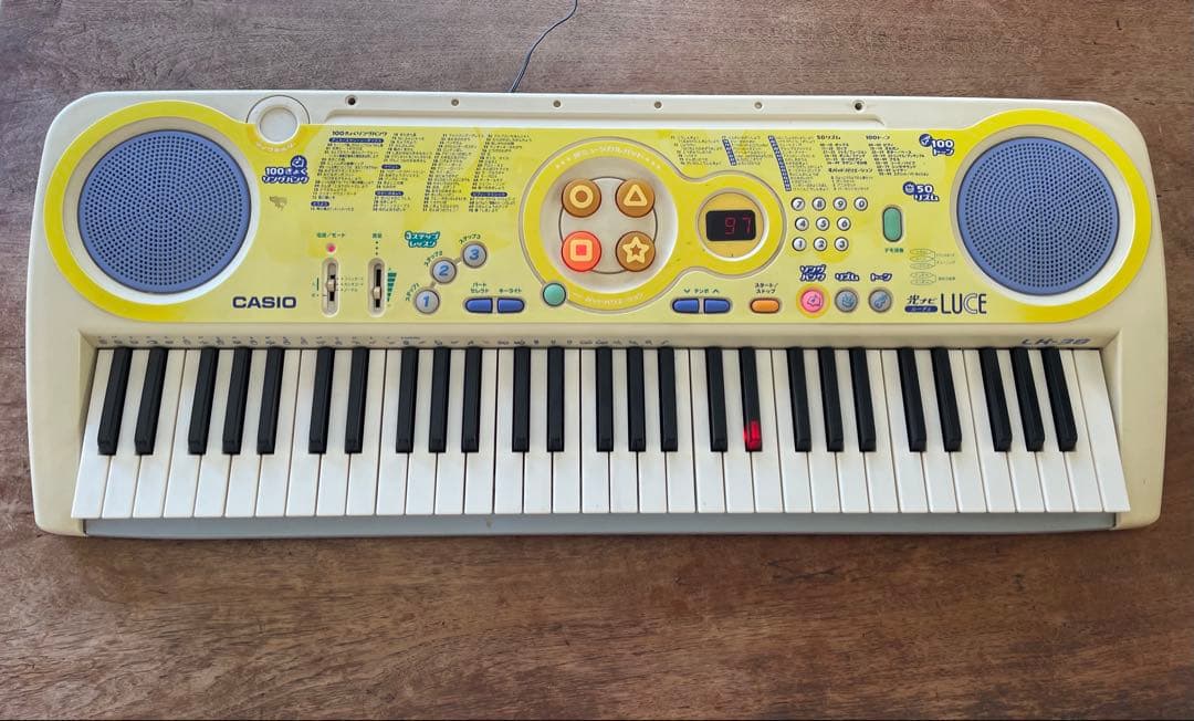 鍵盤楽器 CASIO LK-38