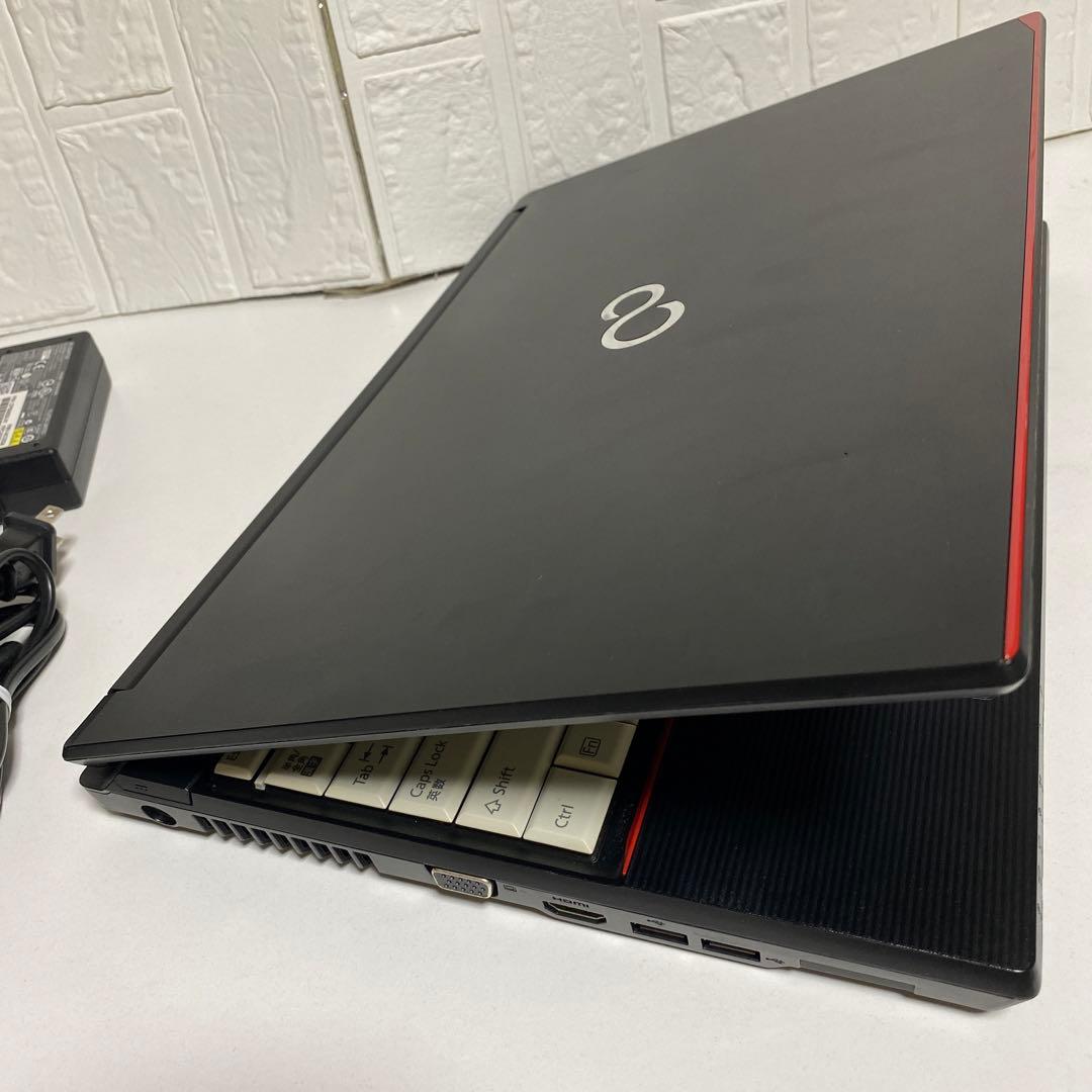 Windows11 オフィス2024年　Core i5 富士通ノートパソコン