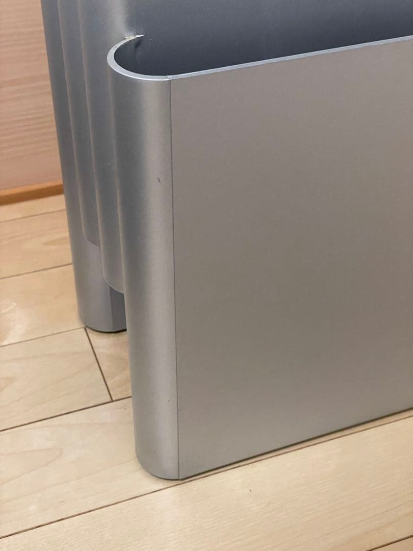 Kartell カルテル マガジンラック 4675 ポルタリビステ　シルバー