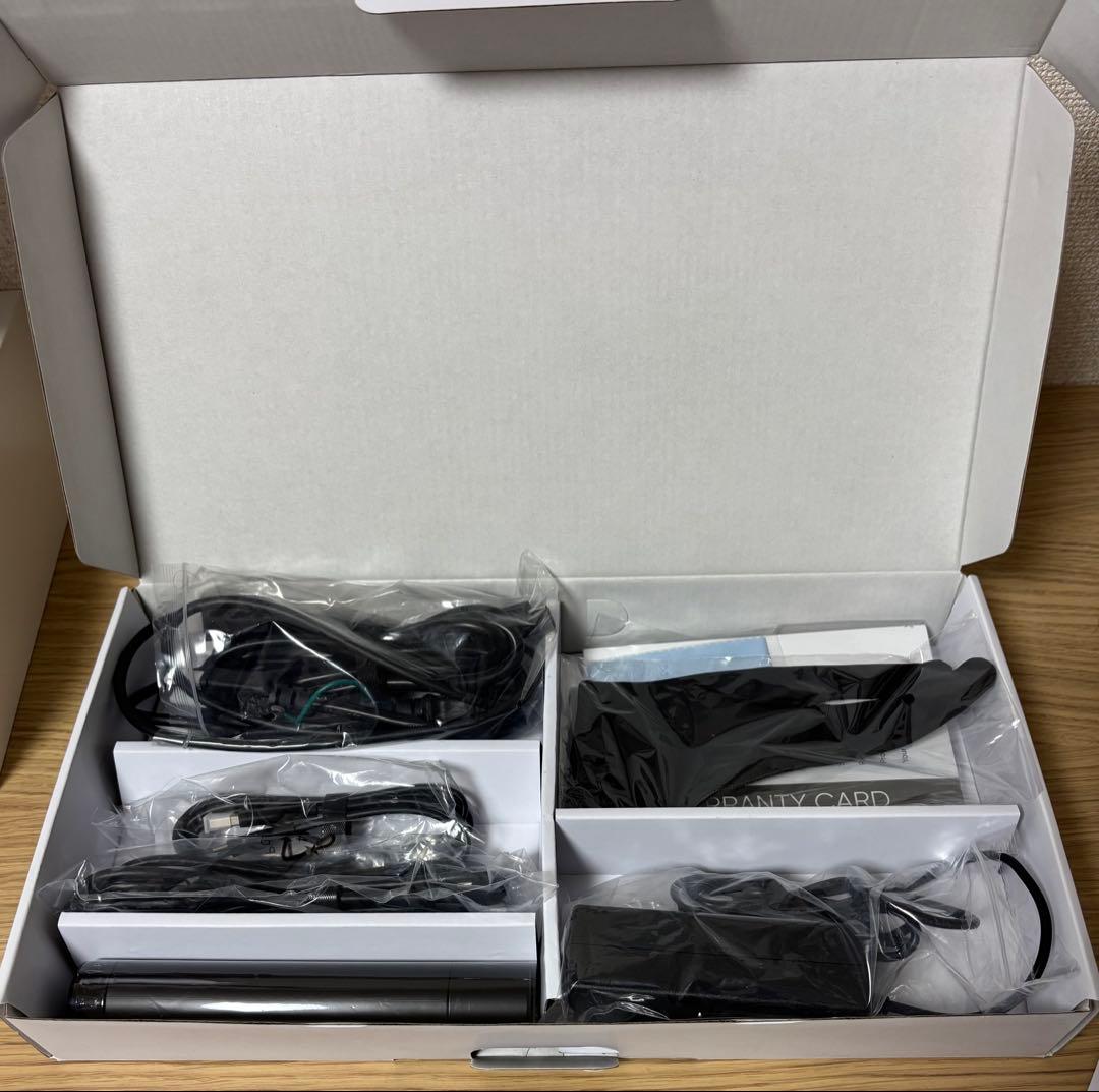 XPPen Artist 24 QHD 、TourBox Liteのセット