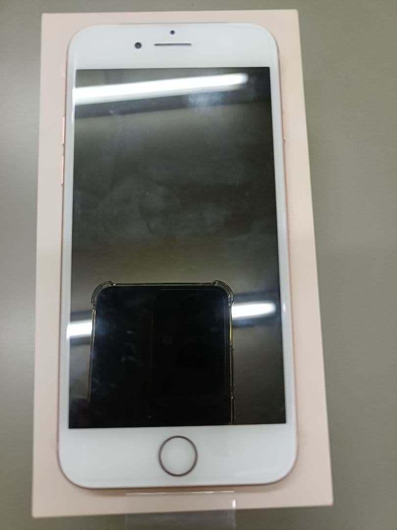 Apple iPhone 8 ゴールド 本体 充電器付き