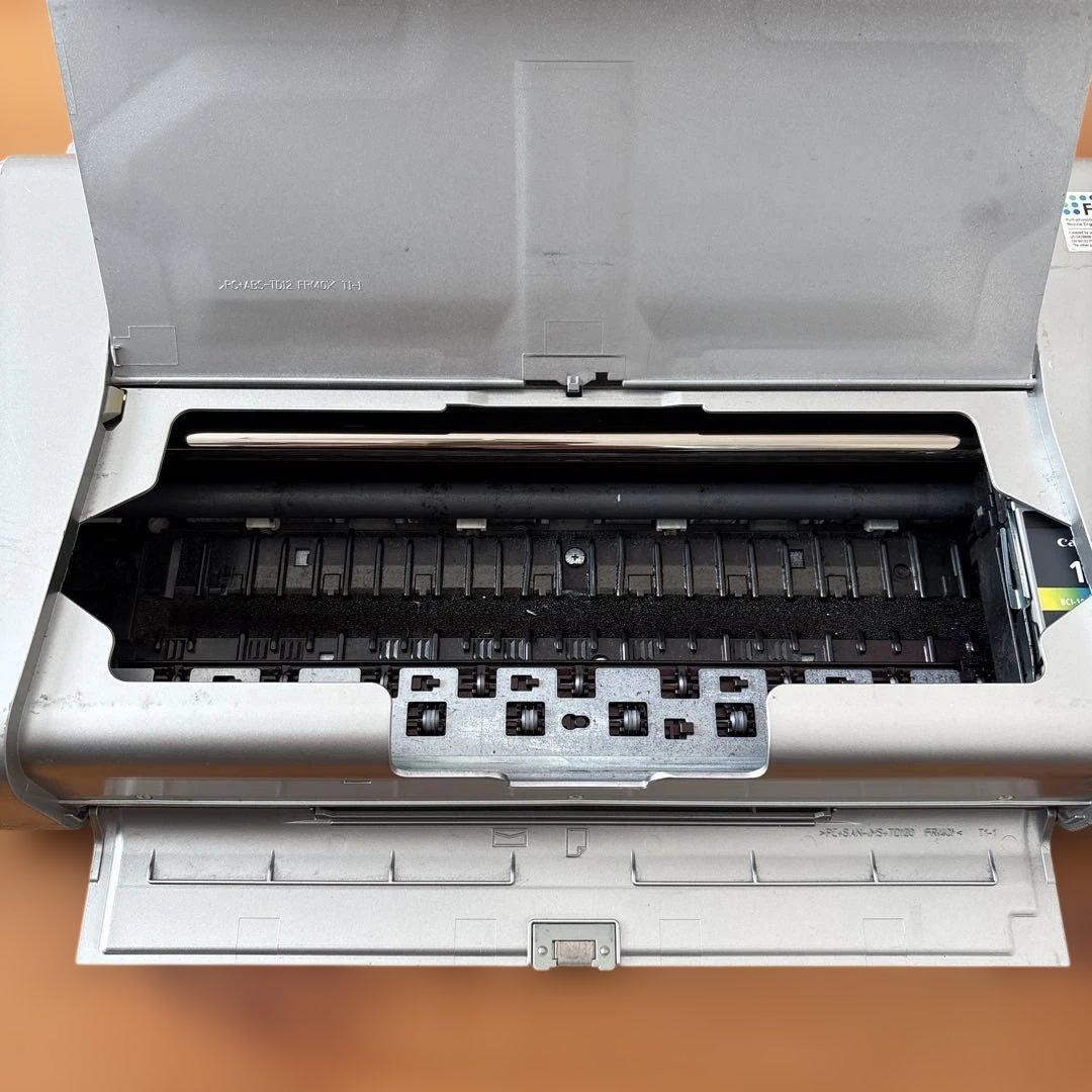 Canon IP100 ポータブルインクジェットプリンター