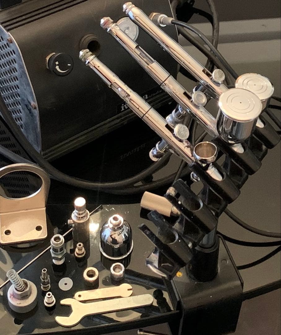 GW限定＊20%OFF エアブラシ3本・コンプレッサーセット スプレーアート機器