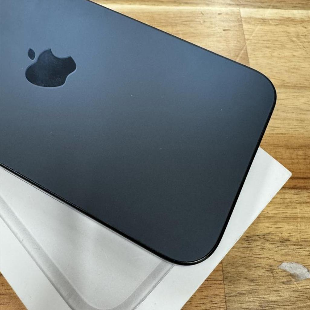 【美品】iPhone 15 Pro Max｜512GB｜SIMフリー