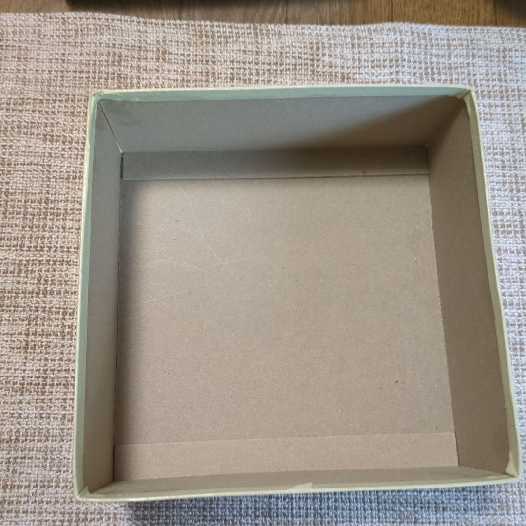 グレー　抹茶茶碗　　大仏茶碗　　赤膚山