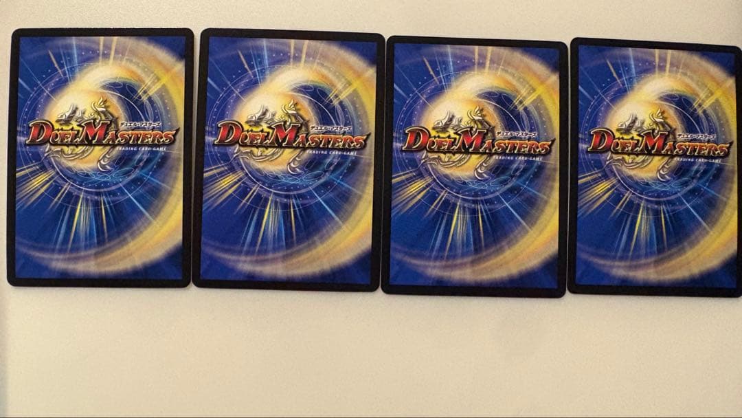 ボルシャックバクテラス　金OR ゴールド　　4枚セット