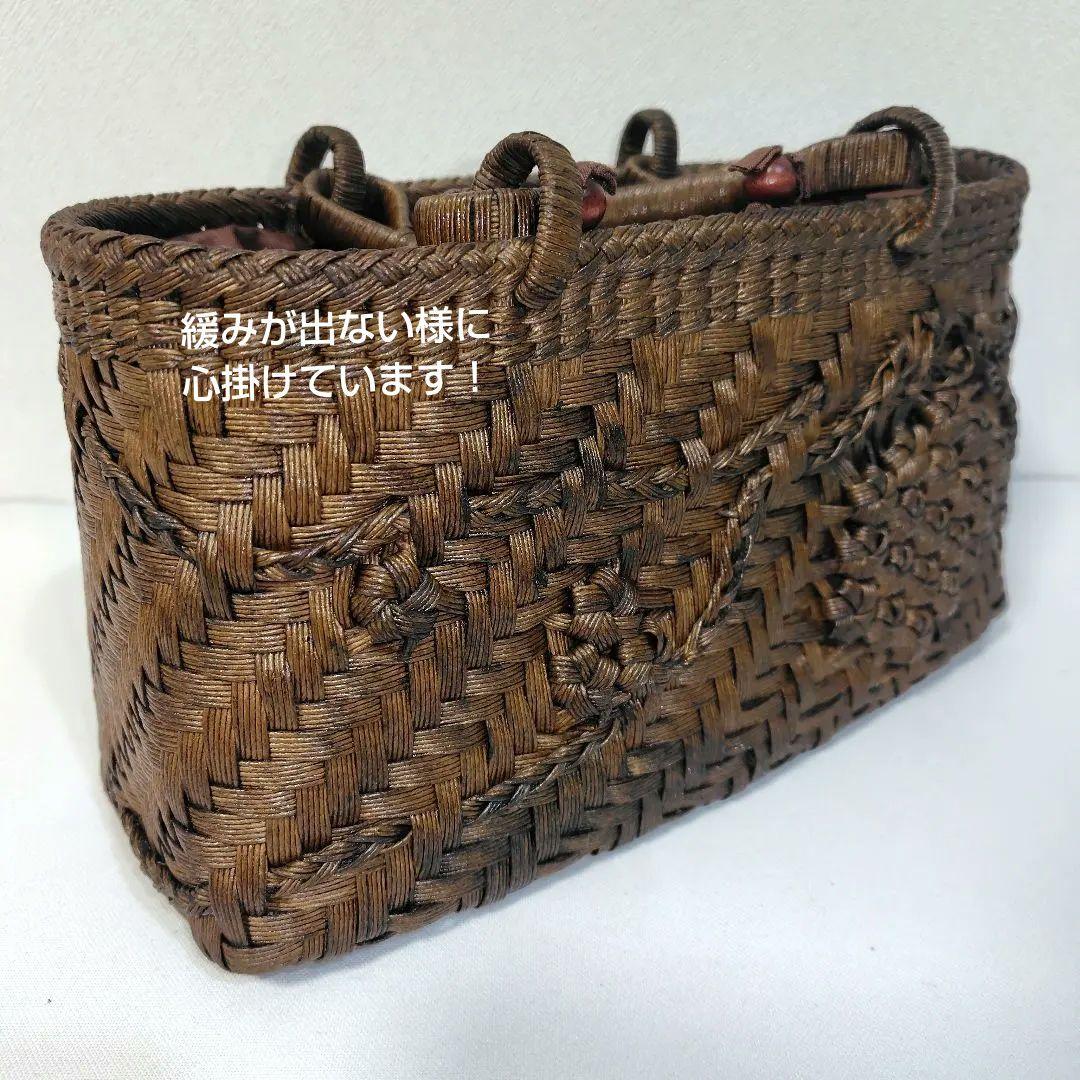 クラフトで作った山葡萄風柿渋染め網代編みかごバッグ（巾着タイプ）