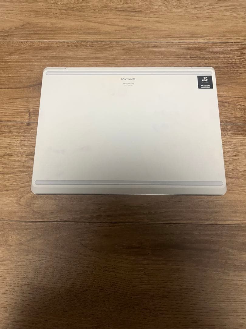 Surface Laptop Go 12.4Core™ i5-1035G1