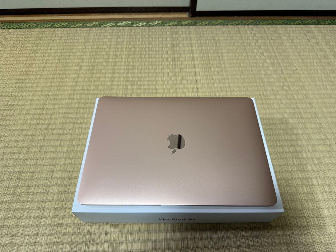 Apple MacBook Air (M1, 2020) ローズゴールド 8GB