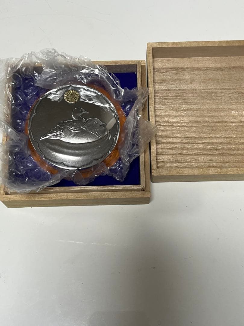 皇室ボンボニエール 天皇陛下 （徳仁皇太子殿下) ご成婚恩賜　純銀ボンボニエール