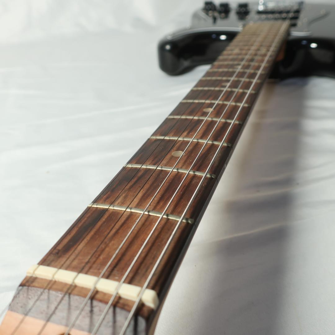 美品 Legend ストラトタイプ エレキギター BK ケース付