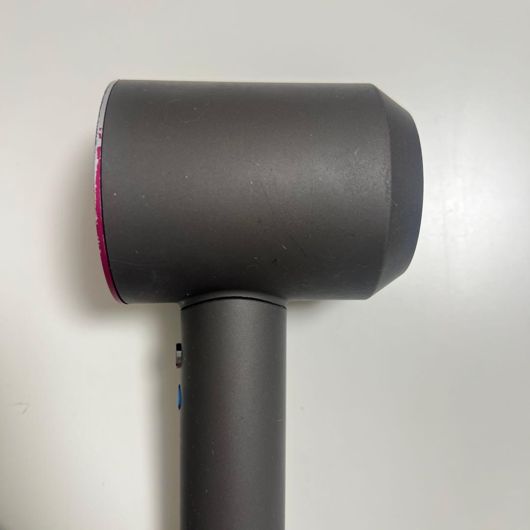 Dyson ヘアドライヤー supersonic ionic 説明書付き