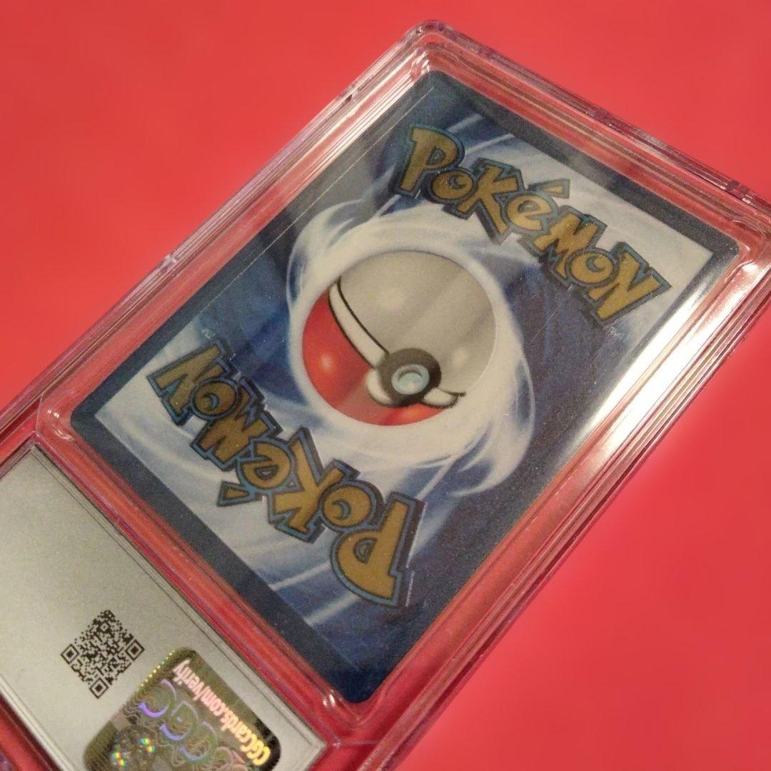 ピカチュウ 25th メタルカード プロモ CGC8