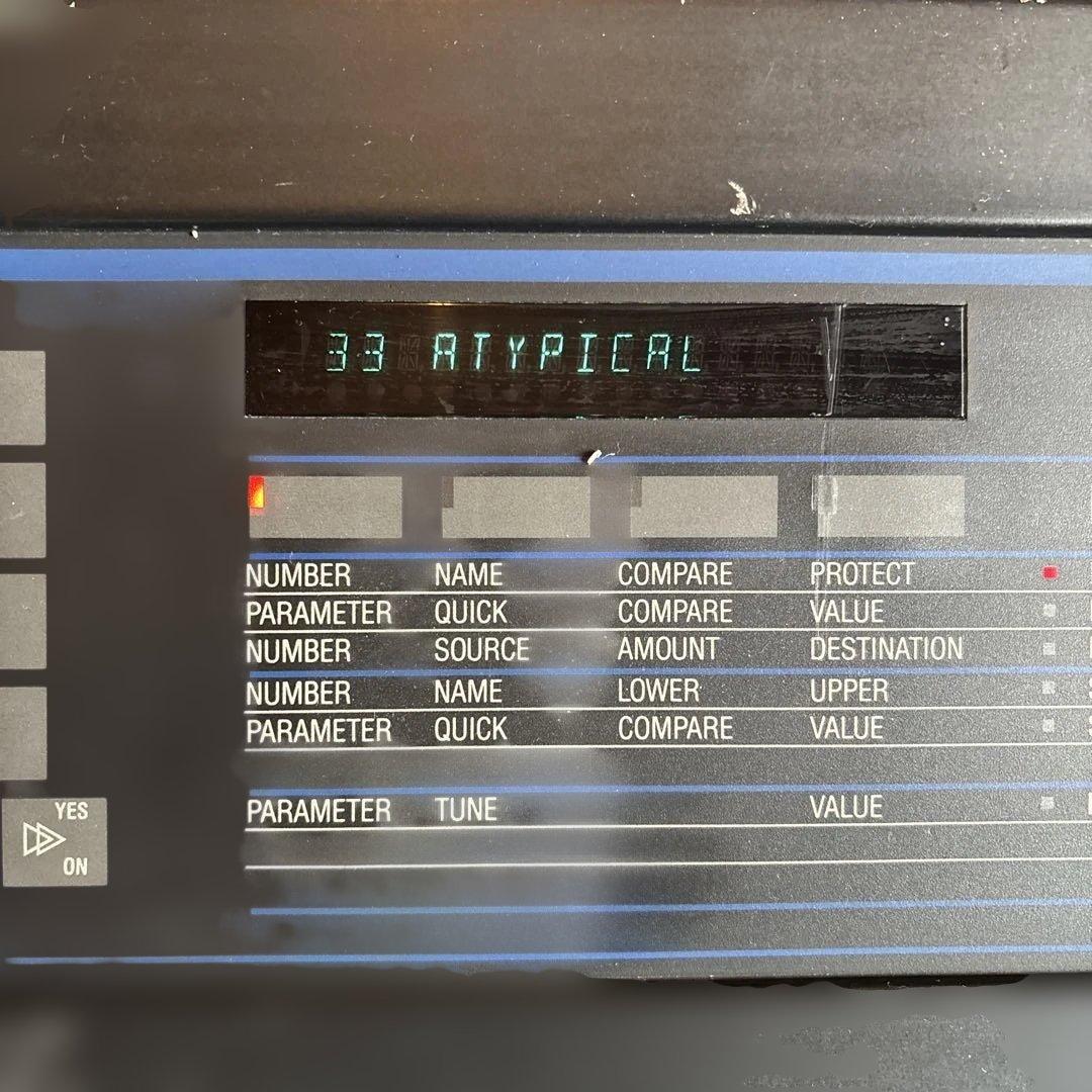 Oberheim Matrix-6 シンセサイザー