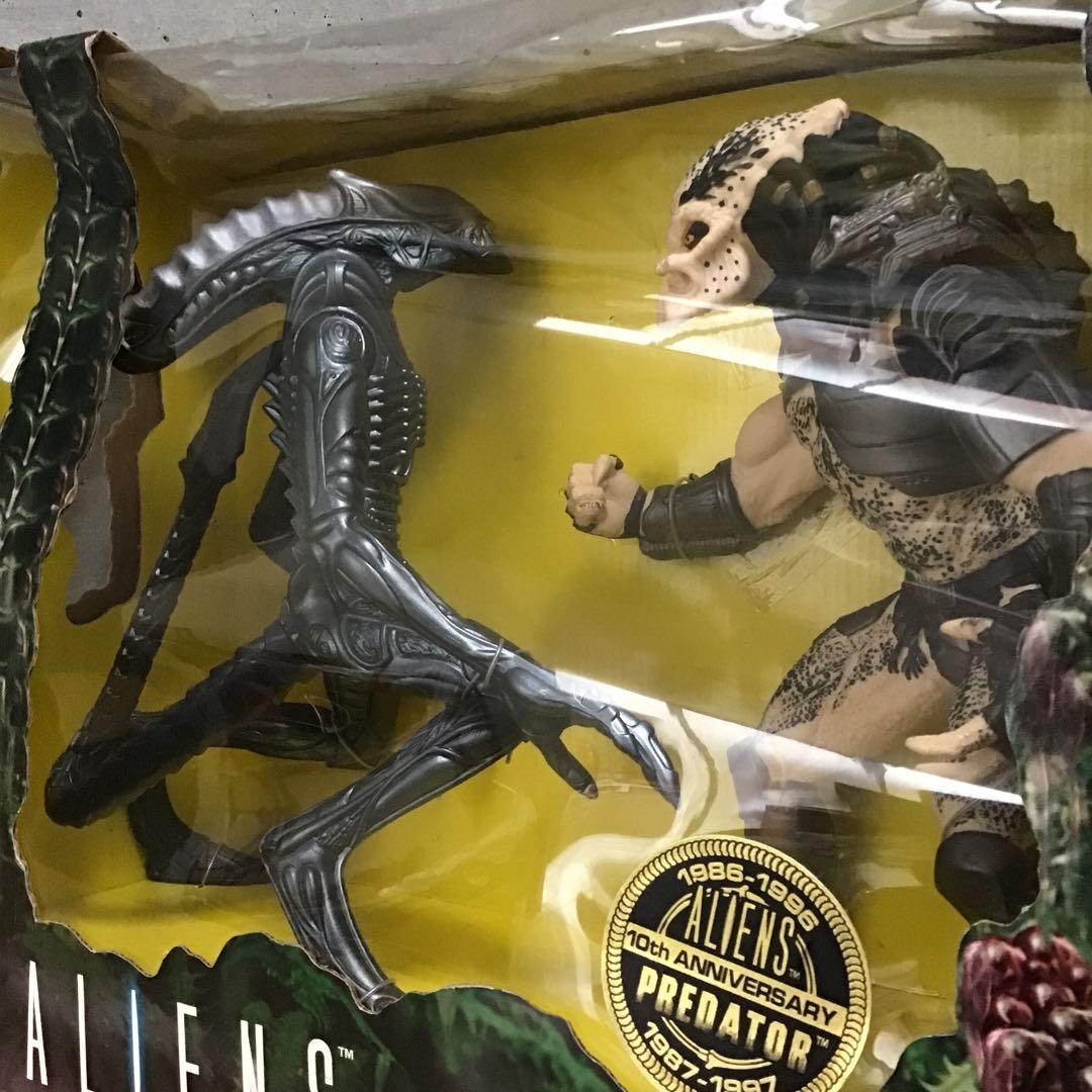エイリアン VS プレデター   90年代    KENNER    新品