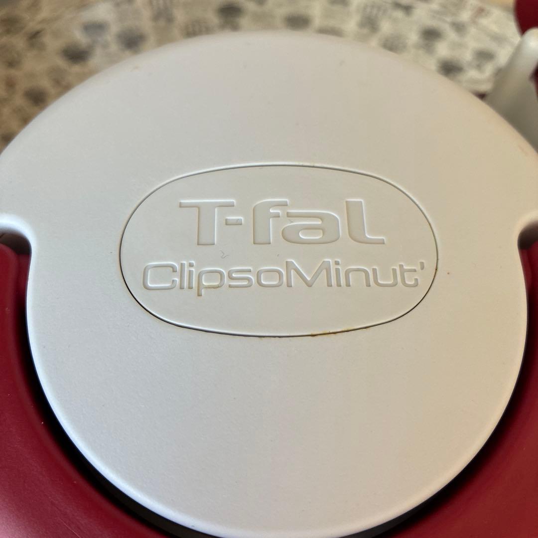 T-fal ClipsoMinut' 赤圧力鍋 中型
