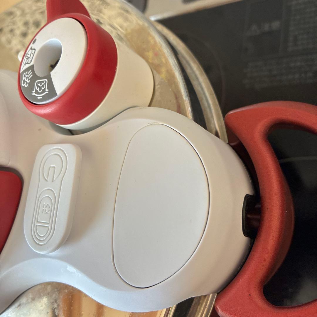 T-fal ClipsoMinut' 赤圧力鍋 中型