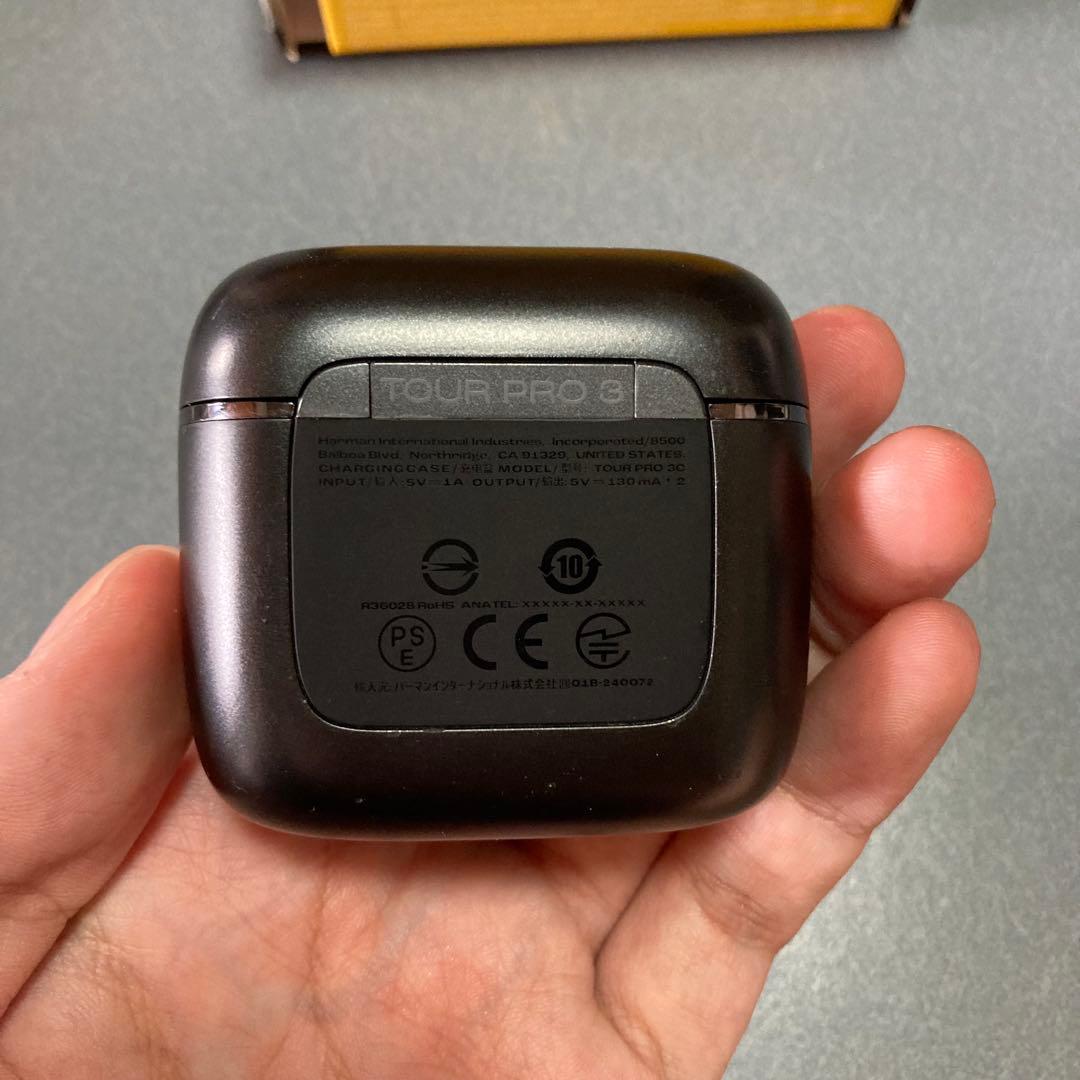 JBL Tour Pro 3 ワイヤレスイヤホン　ノイズキャンセリング LDAC