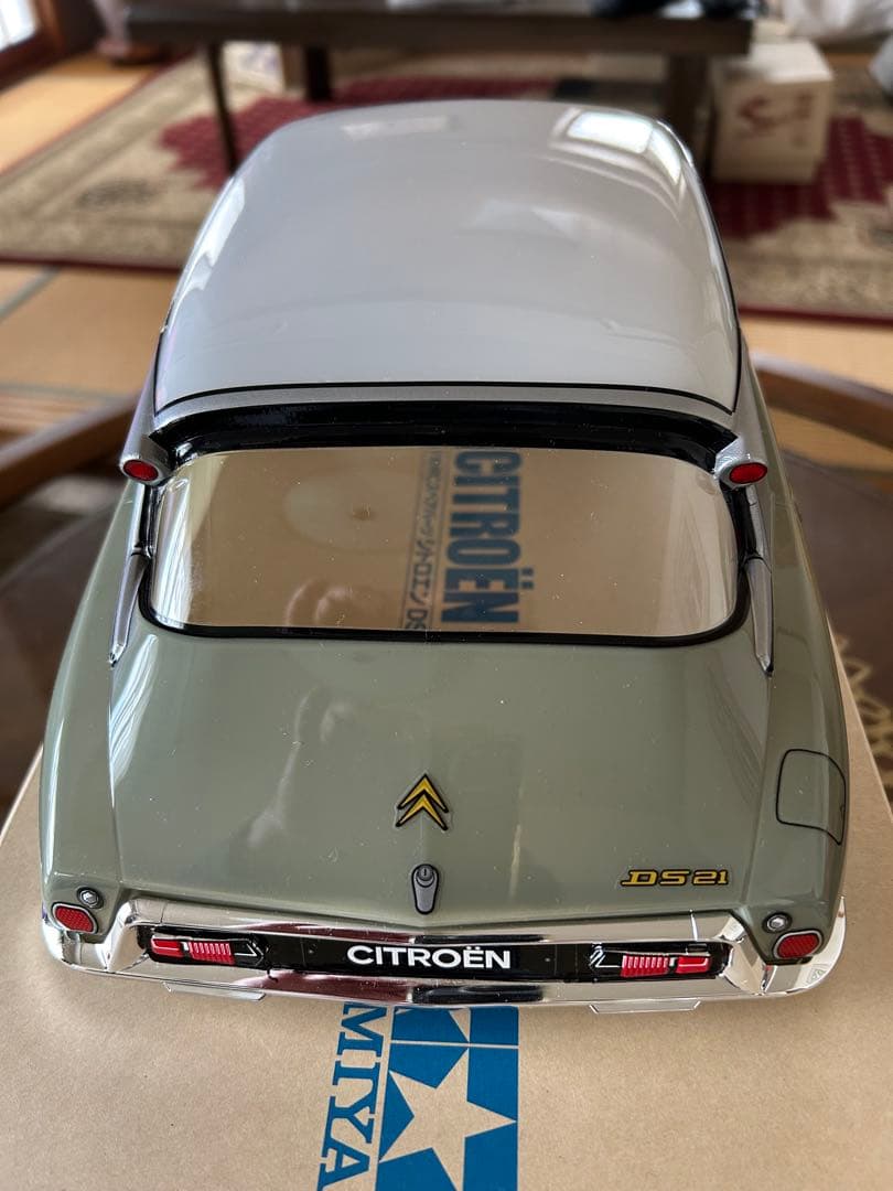 シトロエン DS 1/10タミヤ塗装済みボディ未走行&新品未塗装品。