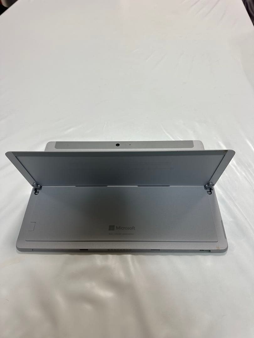 美品Surface Go (第1世代) 128GB / 8GB モデル1824