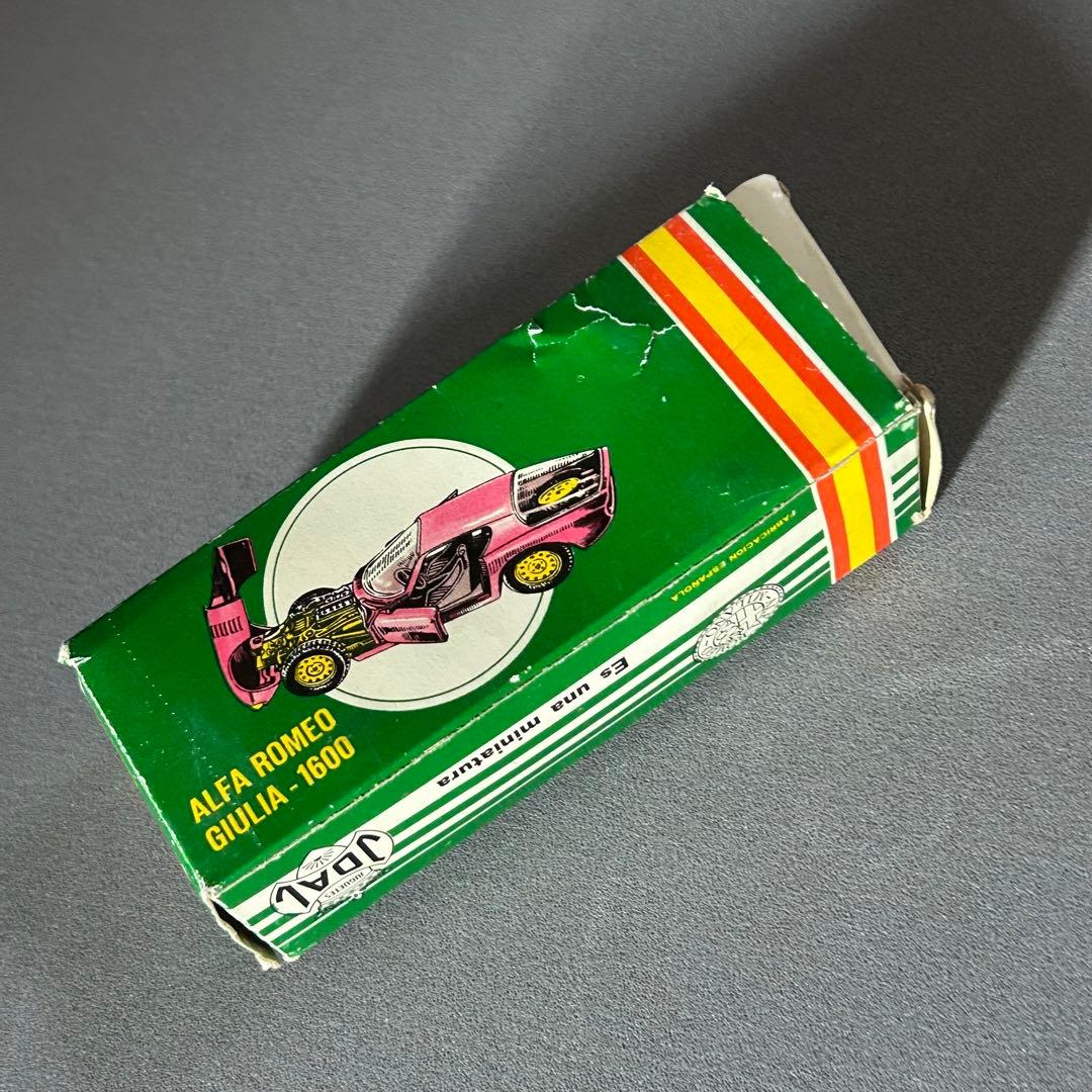 Alfa Romeo Giulia 1600 ミニカー レッド