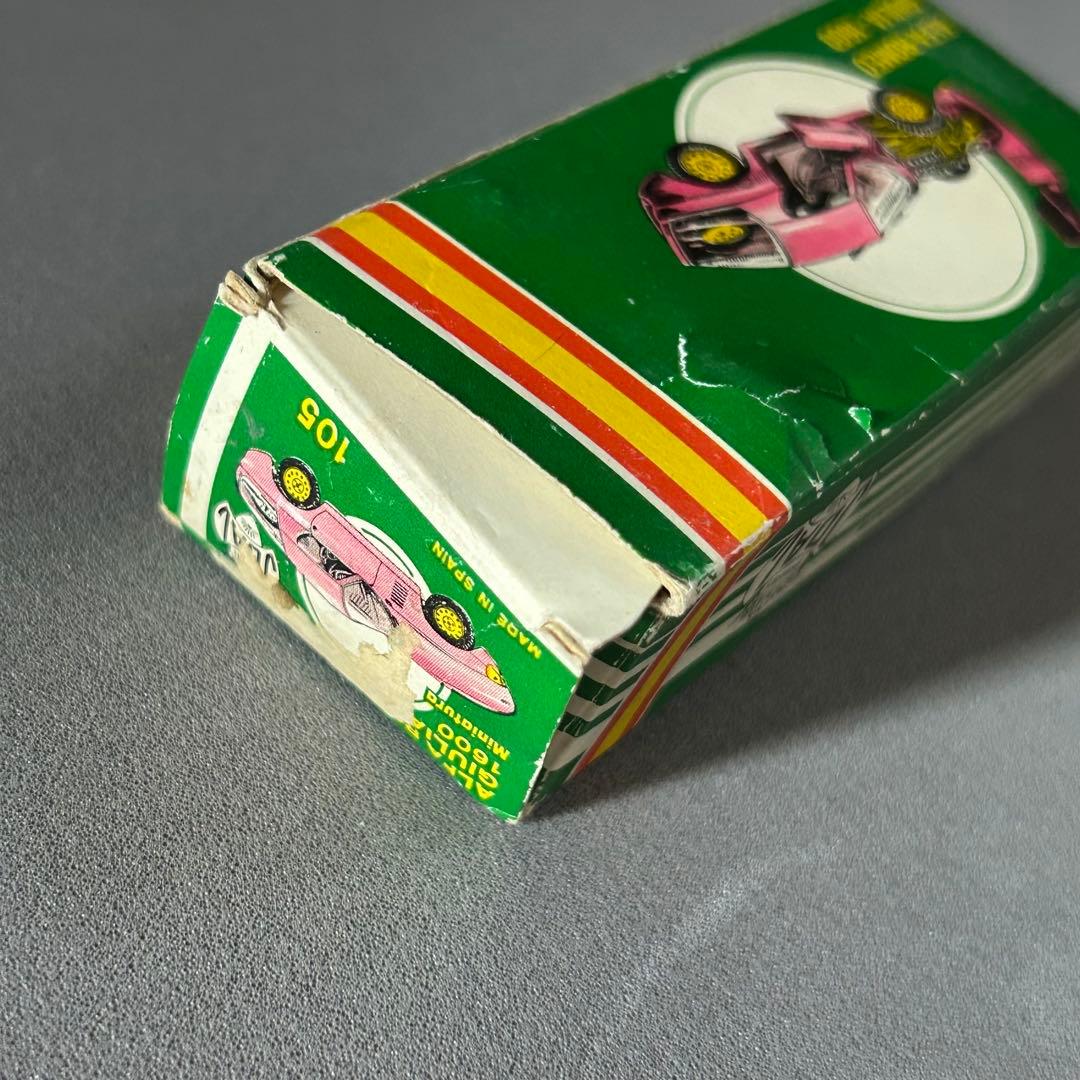 Alfa Romeo Giulia 1600 ミニカー レッド