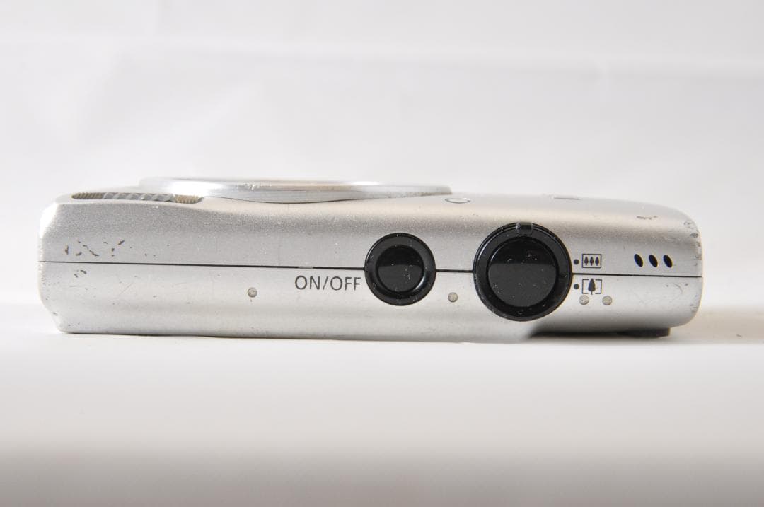 キャノン　Canon IXY 90F