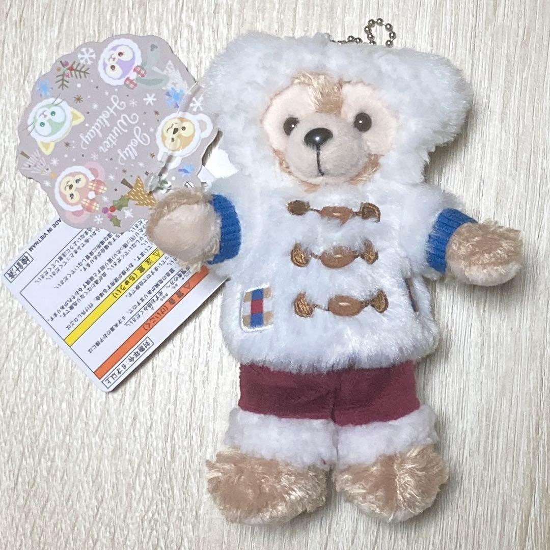 【新品未使用】ダッフィー 2019 ウィンターホリデー　ぬいぐるみバッジ