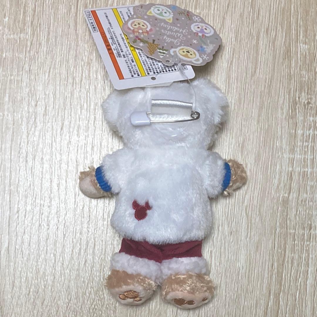 【新品未使用】ダッフィー 2019 ウィンターホリデー　ぬいぐるみバッジ