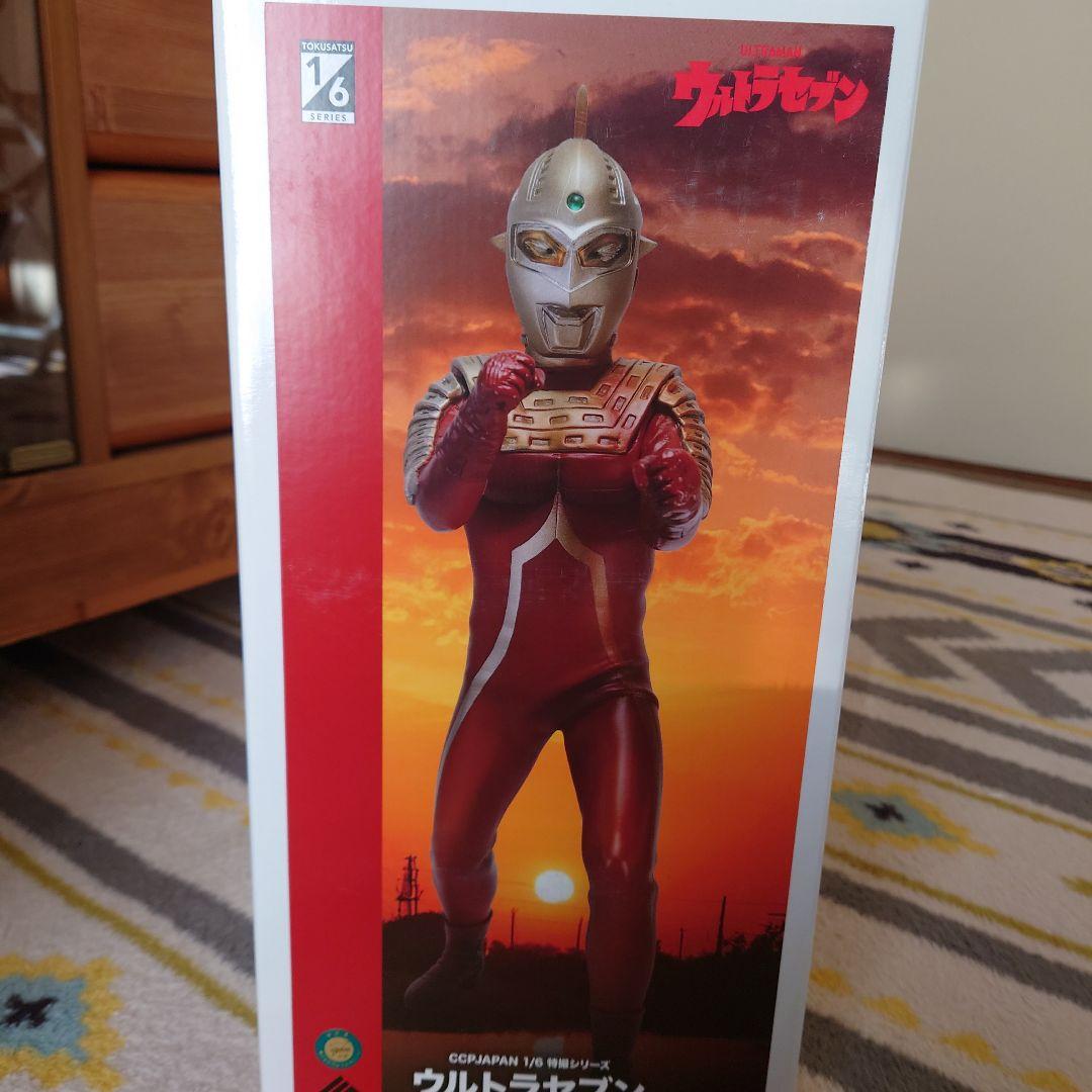 CCP ウルトラセブン 1/6スケール フィギュア