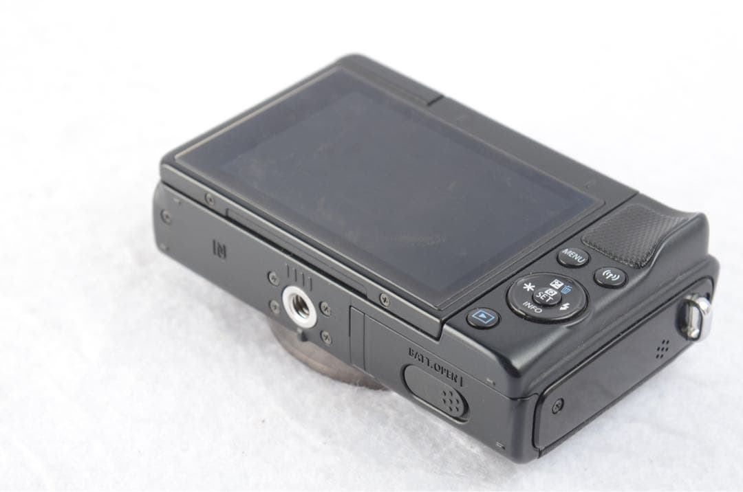 Canon EOS M100 レンズキット 【元箱付】