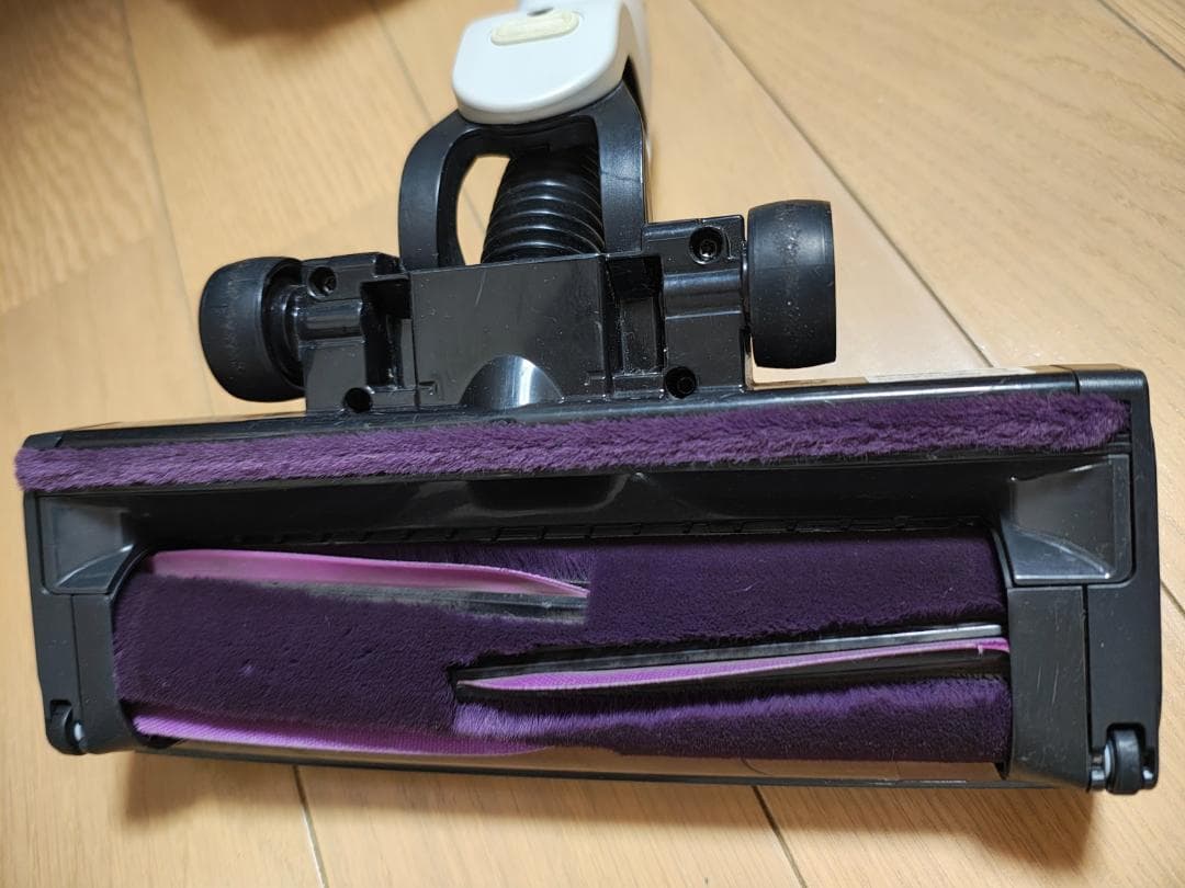 シャーク★コードレスクリーナー★LC200JIV★バッテリー新品と同等★