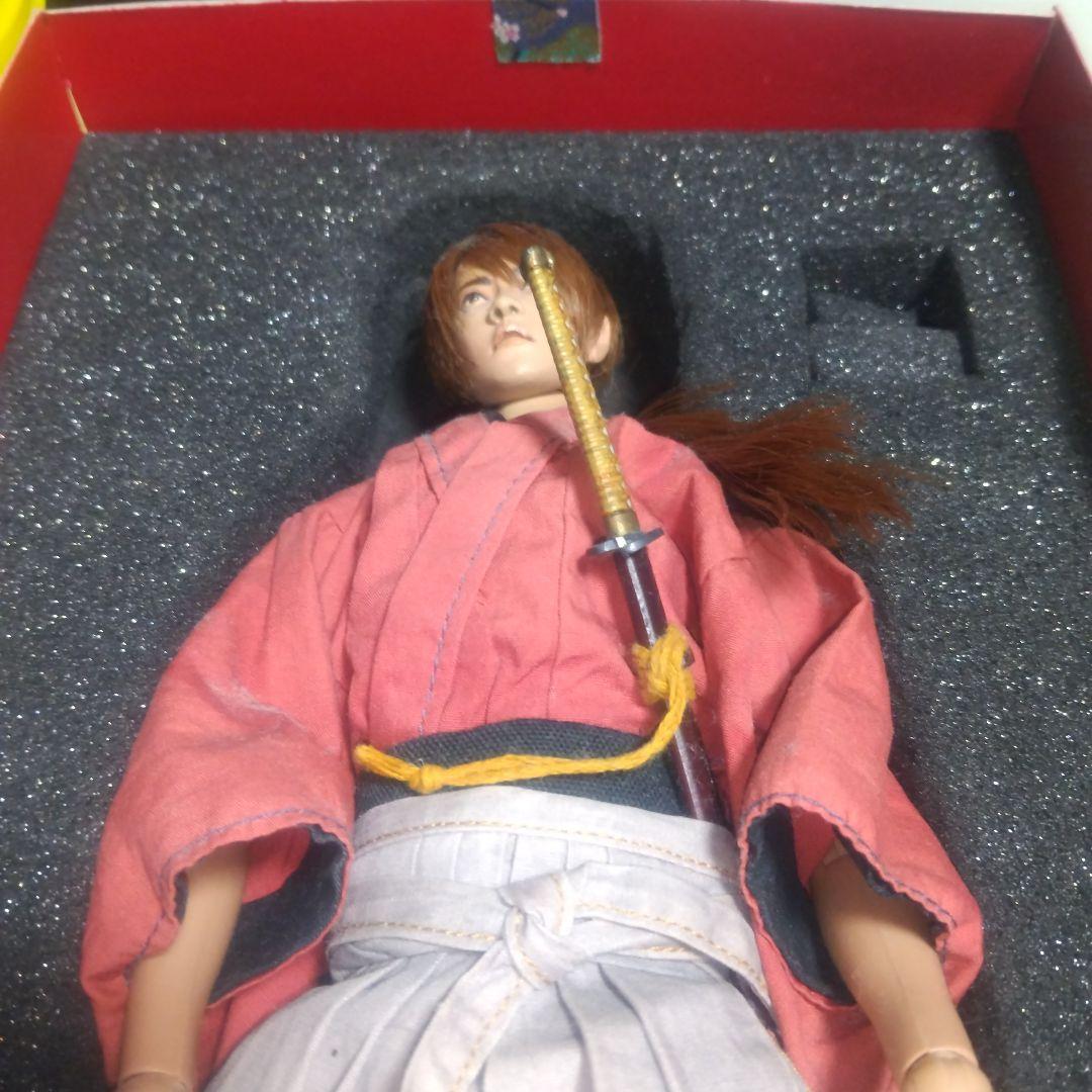 緋村剣心(佐藤健)と着物女性フィギュア1/6２体セット箱有り